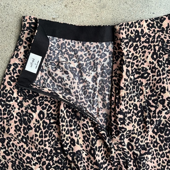ARITZIA - Leopard Print Midi Slip Skirt - Picture 7 of 7